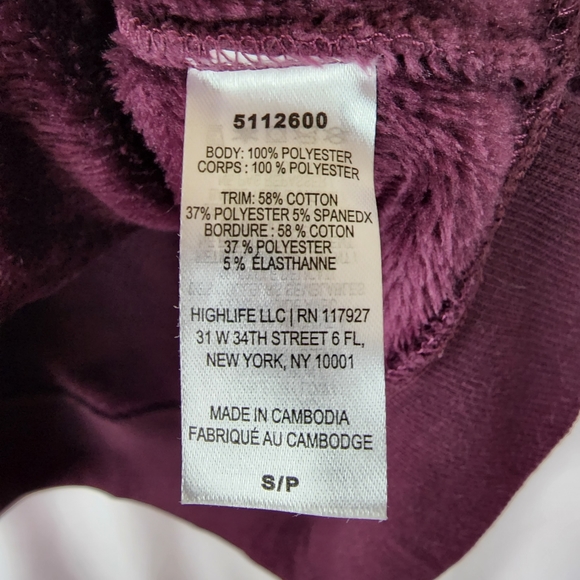 Velour Plush Sweatshirt - Picture 7 of 8